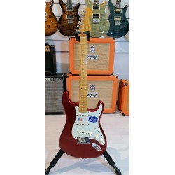 Fender American Deluxe Stratocaster V Neck Maple Fingerboard Candy Apple Red